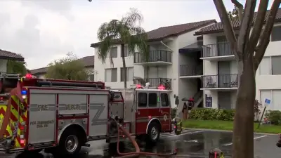 Fire erupts in laundry room following lightning strike in Pembroke Pines; no injuries