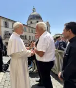 Pope Leo partnering with two big names in Chicago dining for restaurant at historic papal retreat
