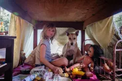 ‘Don’t Let’s Go to the Dogs Tonight’ delves into colonialist mentality through the eyes of a child