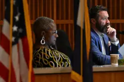 Aurora City Council won’t ask voters this fall to boost pay for mayor, council members